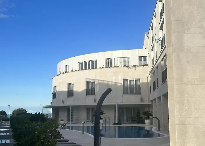 Belaj Seaside - Sea View *