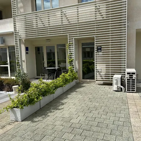 Belaj Seaside - Sea View Apartament Umag