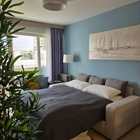Belaj Seaside - Sea View أوماغ
